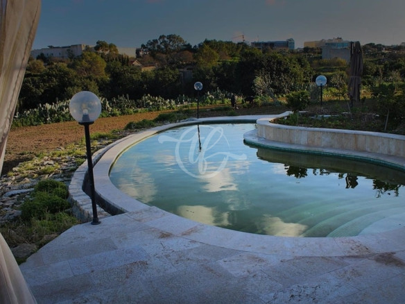 Palazzo for Rent in Qormi