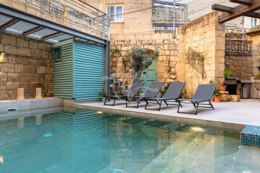 House of Character for rent in Gharghur