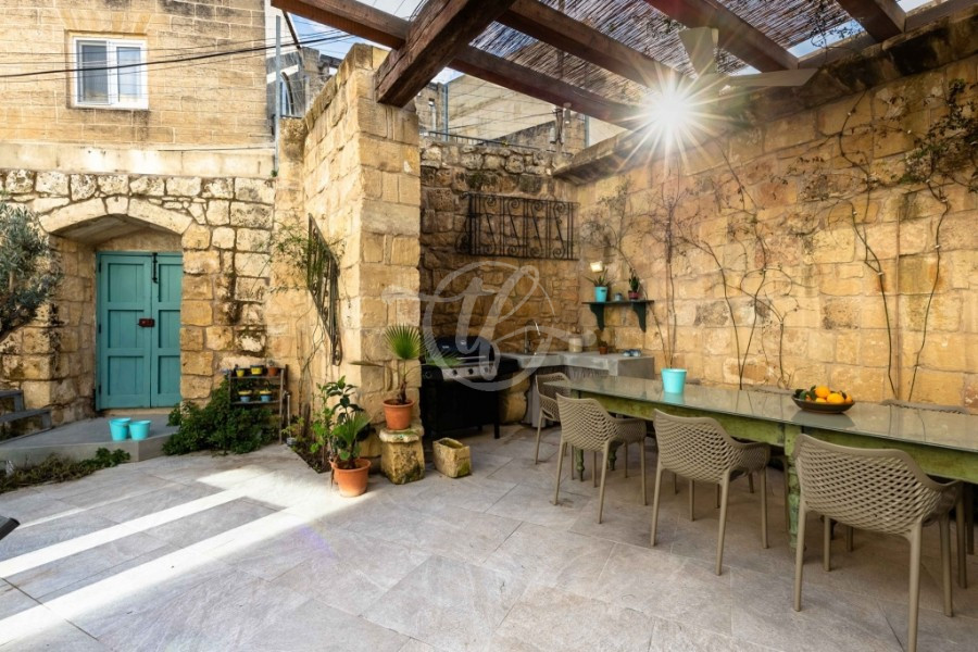 House of Character for rent in Gharghur