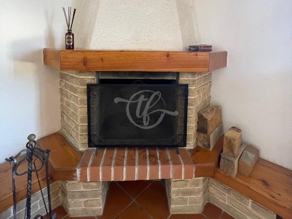 Villa for rent in Madliena