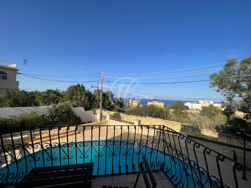 13065 (09) Villa for rent in Madliena