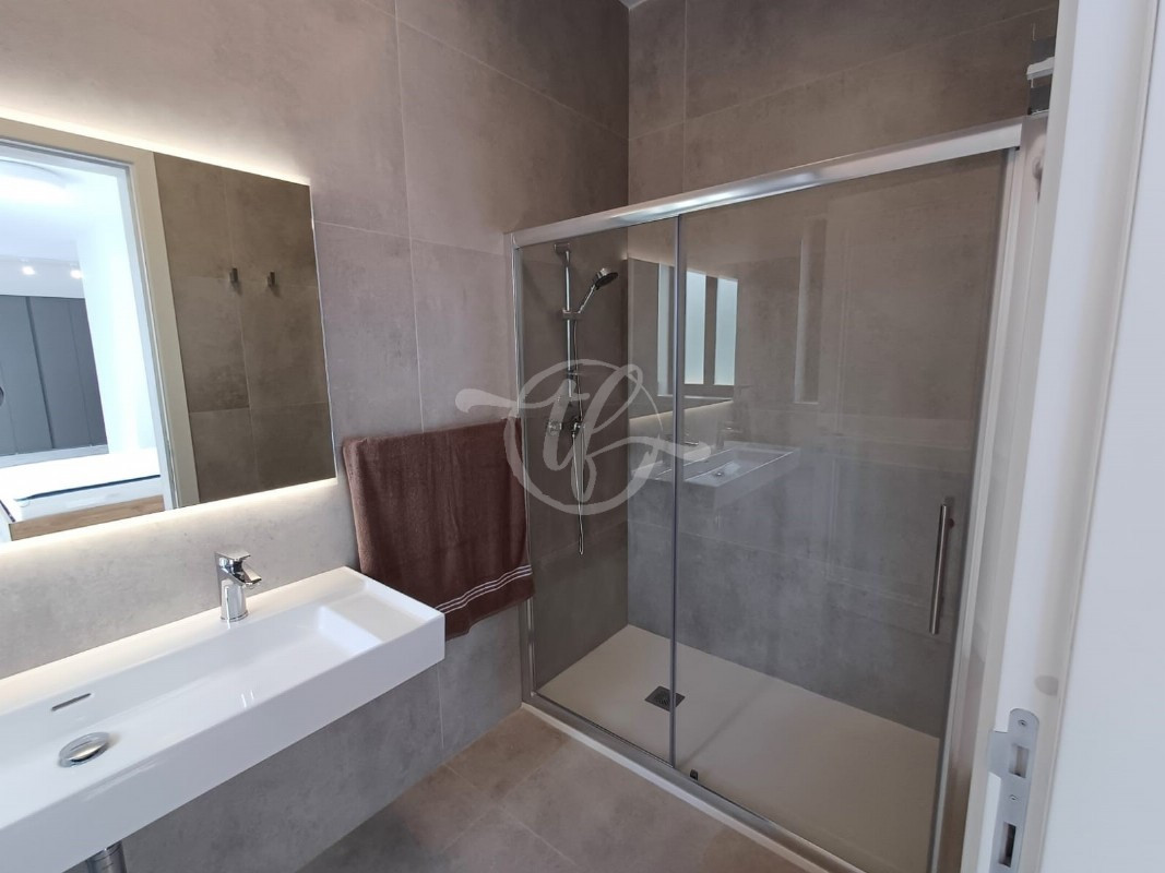 Sliema Seafront Penthouse for rent