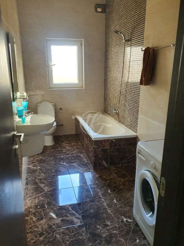 Zebbug Penthouse for rent