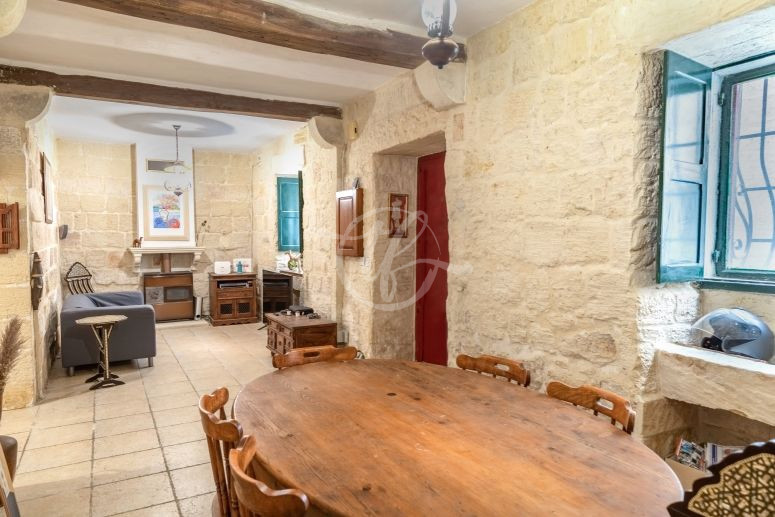 Naxxar House of Character