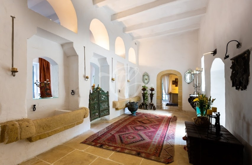 House of Character in Attard for Rent