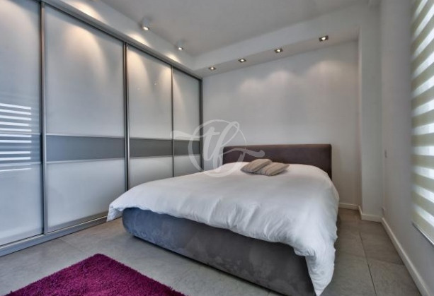 Seafront Apartment for Rent in Sliema