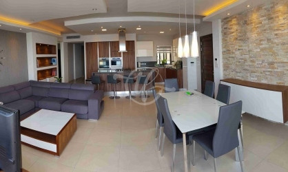 Seafront Penthouse for Rent in St Paul's Bay