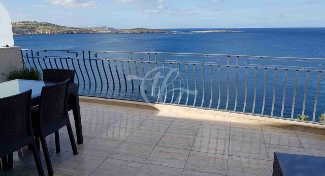 Seafront Penthouse for Rent in St Paul's Bay