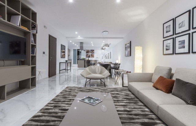 Seafront Apartment in Sliema for Rent