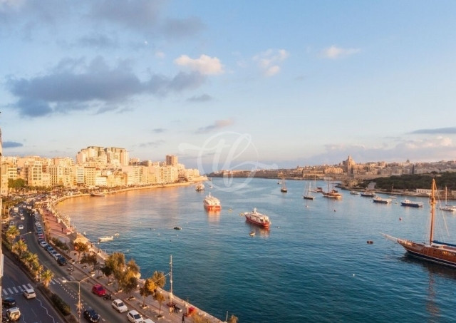 Seafront Apartment in Sliema for Rent