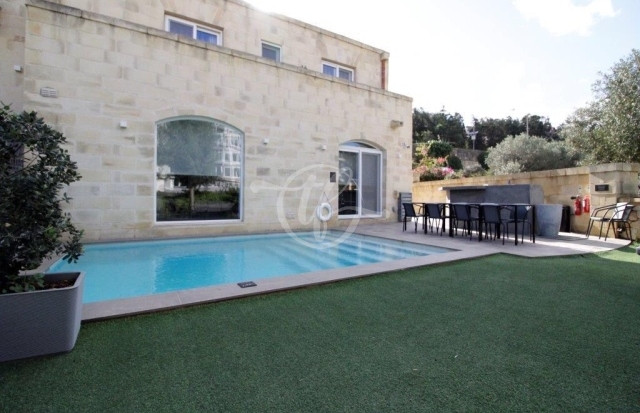Amazing Villa for Rent in St Julians