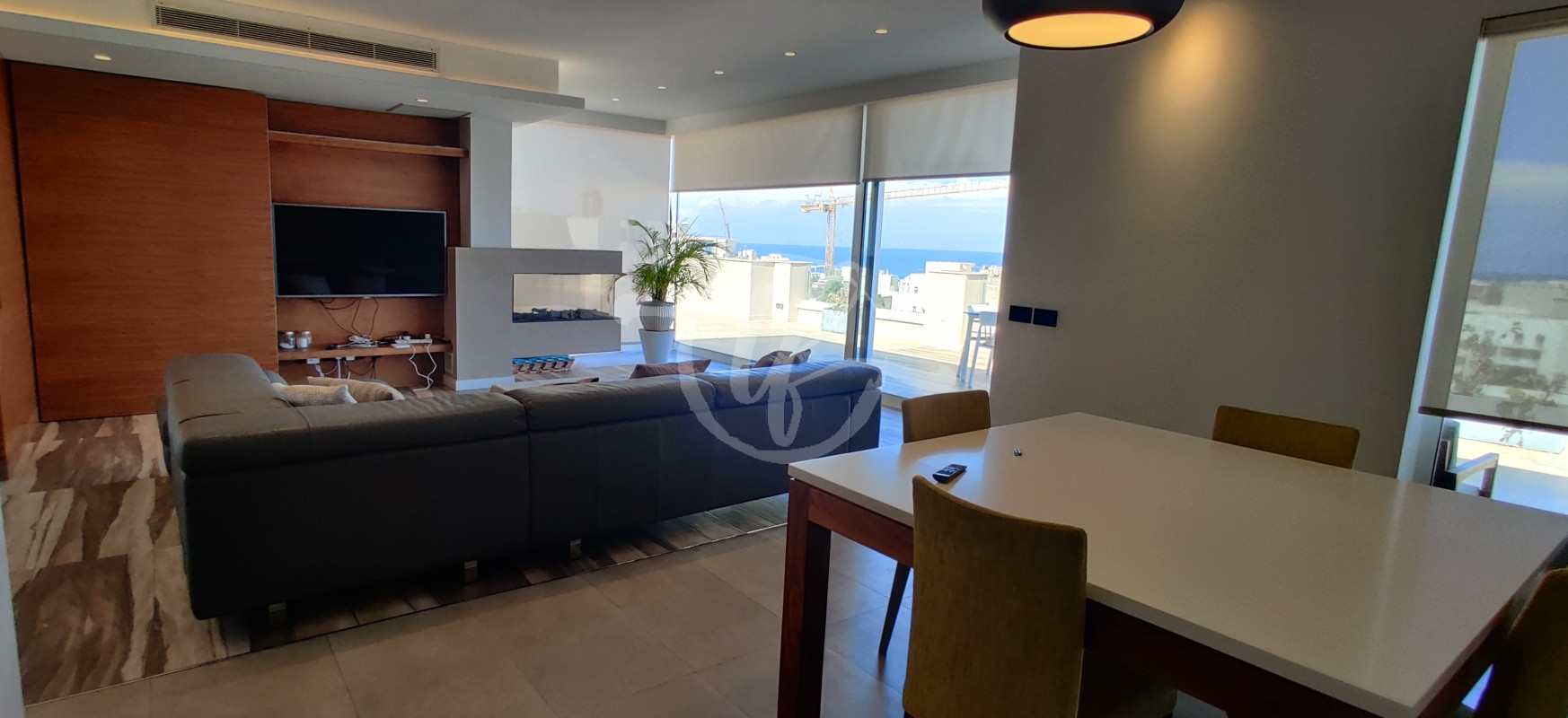 Seaview Penthouse for Rent in St Julians