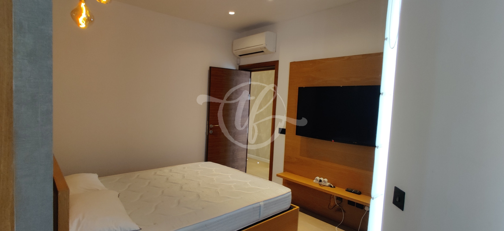 Seaview Penthouse for Rent in St Julians