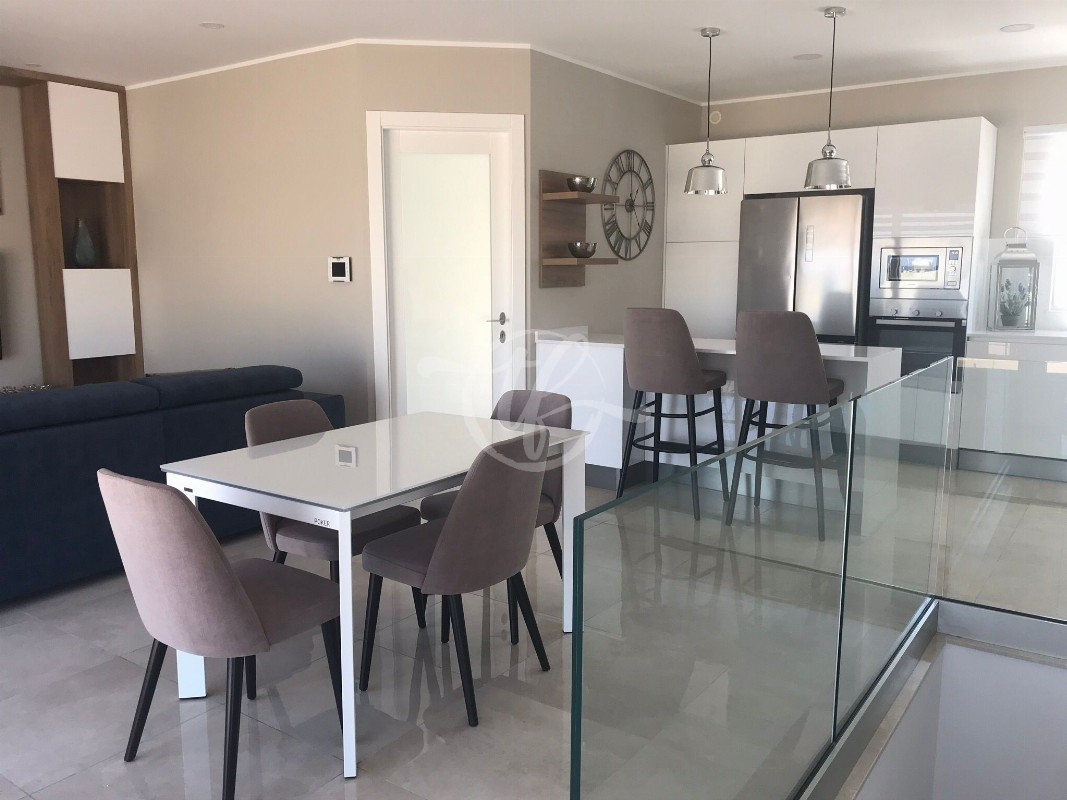 Modern Penthouse for Rent in Bahar Ic-Caghaq