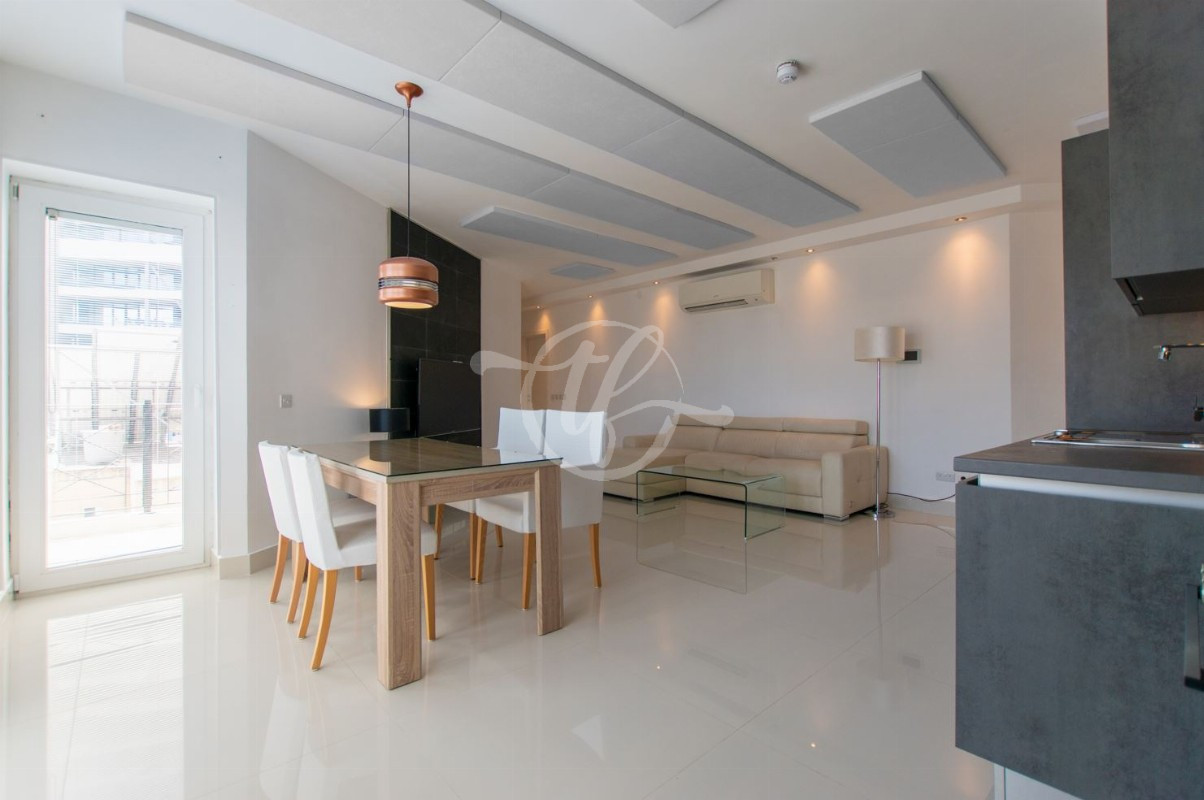 Luxurious Penthouse for Rent in Gzira