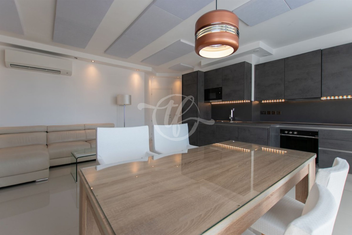 Luxurious Penthouse for Rent in Gzira