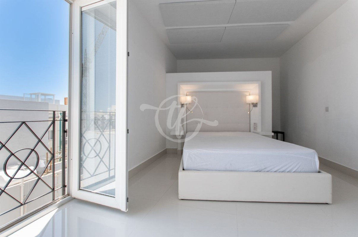 Luxurious Penthouse for Rent in Gzira