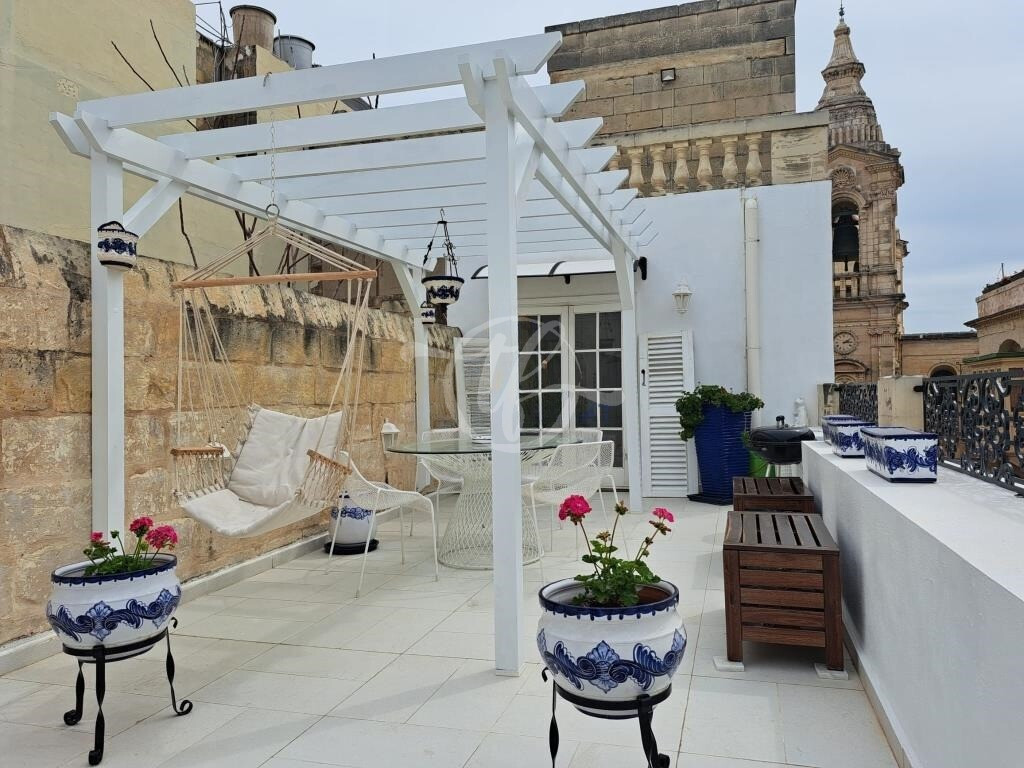 Fully Furnished Townhouse for Rent in Sliema
