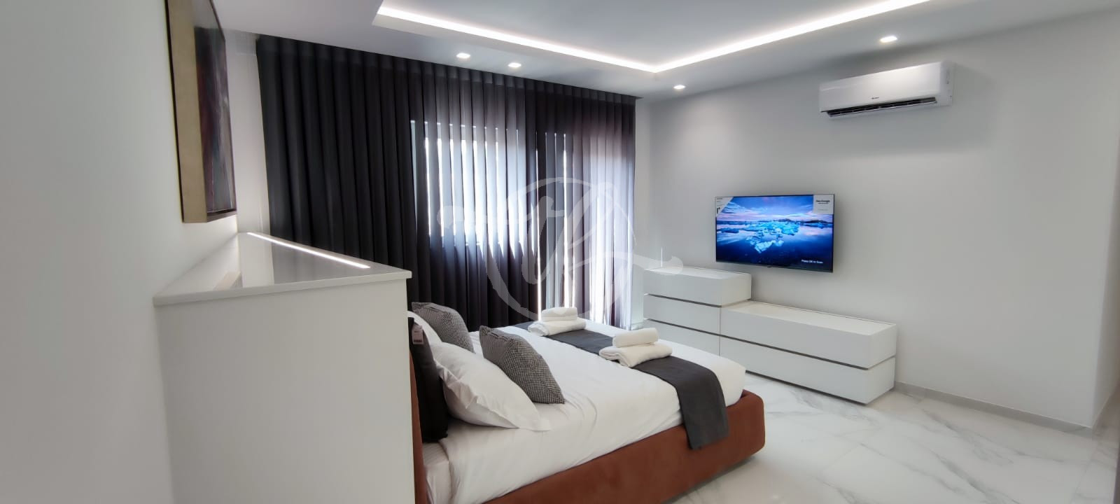 L012347 (14) Fully Furnished Penthouse for Rent in Sliema