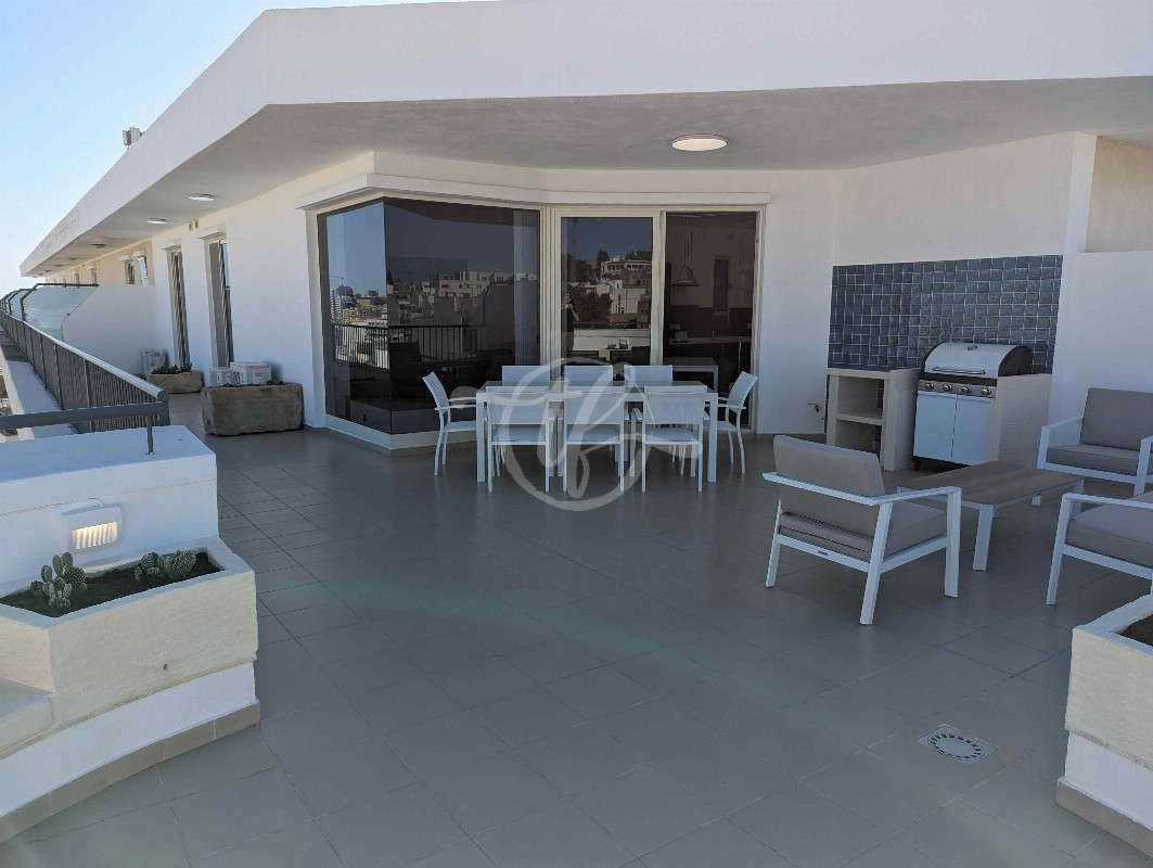 Modern Penthouse for Rent in Gzira