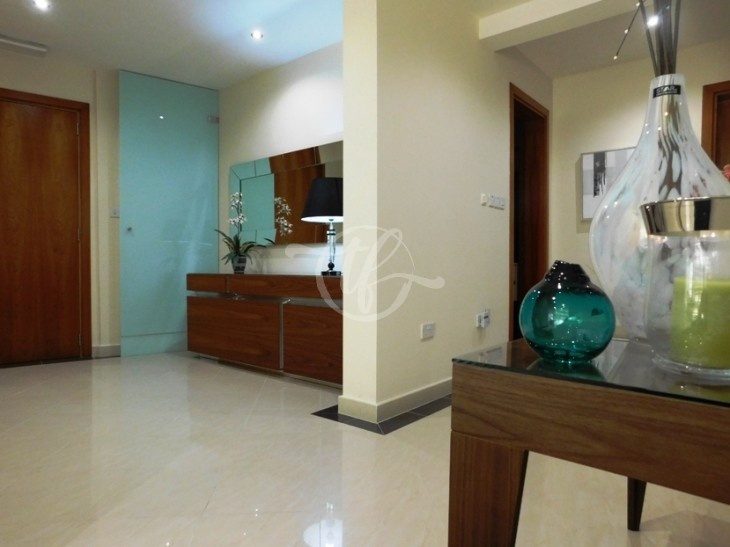 Seafront Apartment for Rent in Sliema