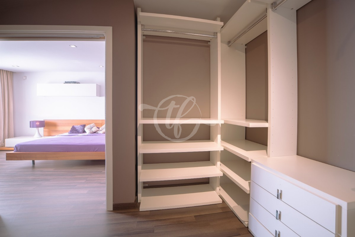 L012927 (03) Villa for Rent in Ibrag