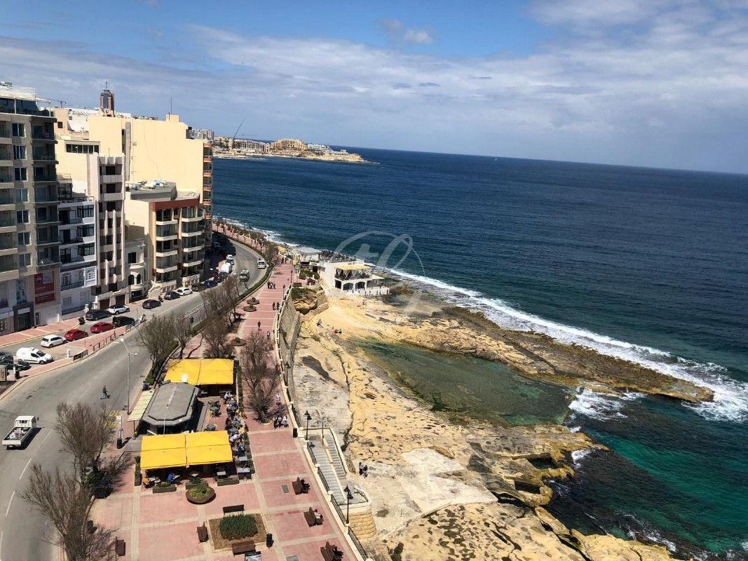Seafront Penthouse for Rent in Sliema