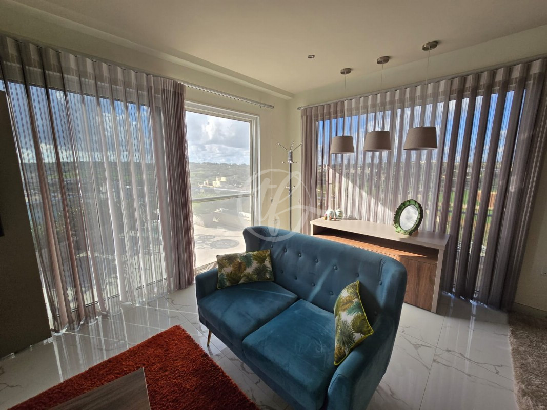 Seafront Penthouse for Rent in Marsascala