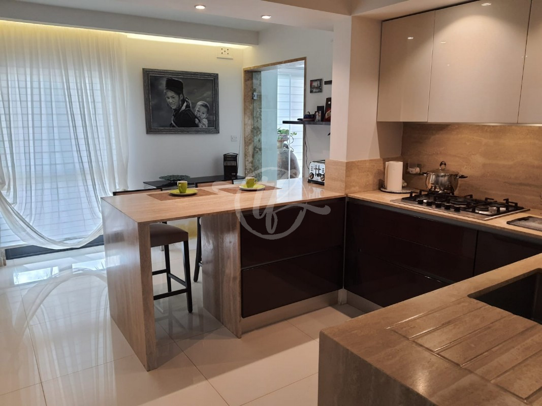 Seaview Penthouse for Rent in Xaghjra