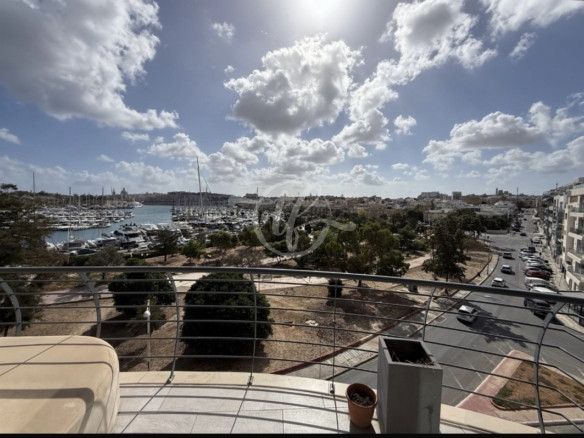 Luxurious Apartment for Rent in Gzira