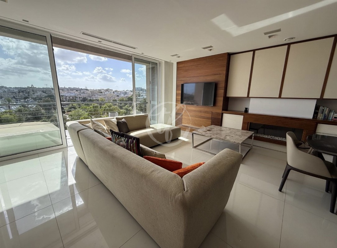 Luxurious Apartment for Rent in Gzira