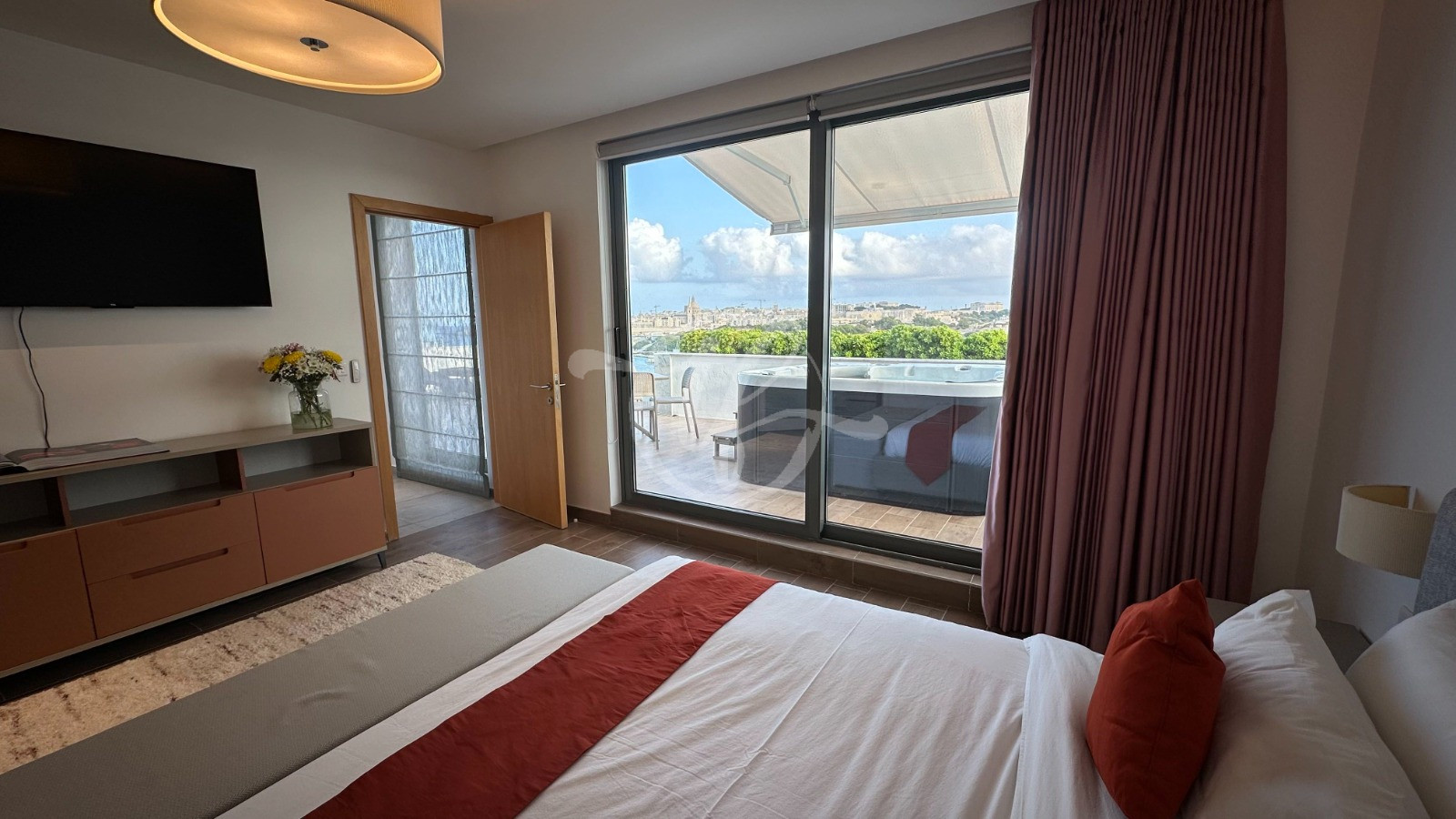 Seaview Penthouse for Rent in Sliema