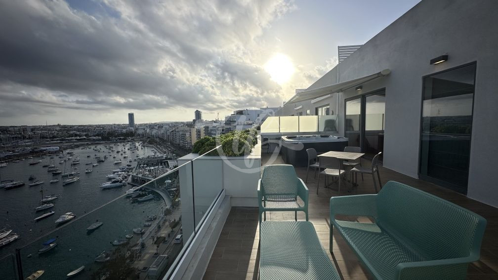 Seaview Penthouse for Rent in Sliema