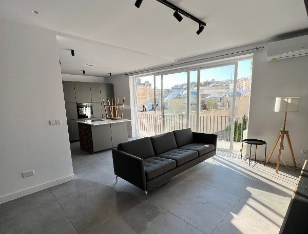 San Gwann Apartment for rent