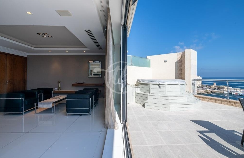 Sliema Penthouse for rent