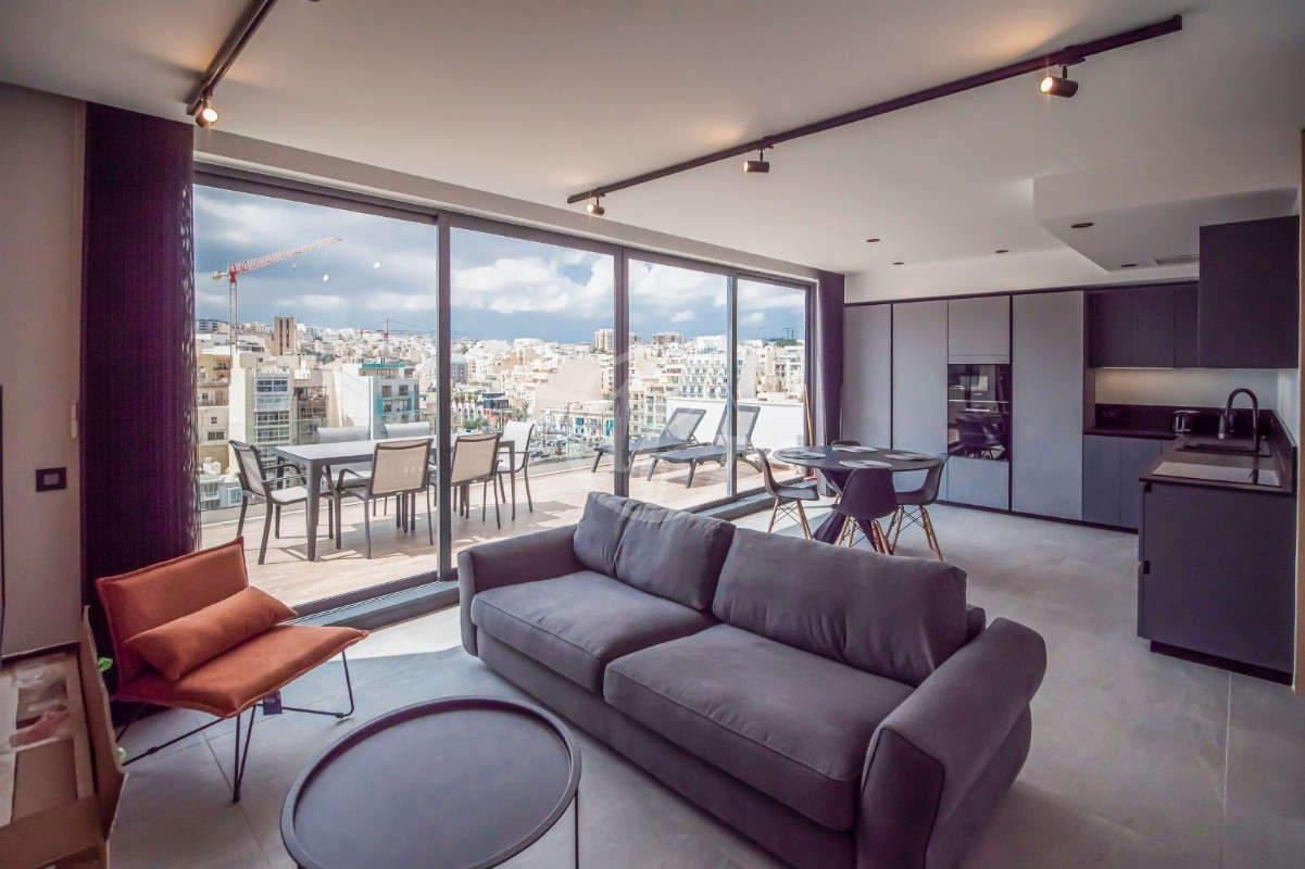 St Julians Penthouse for rent