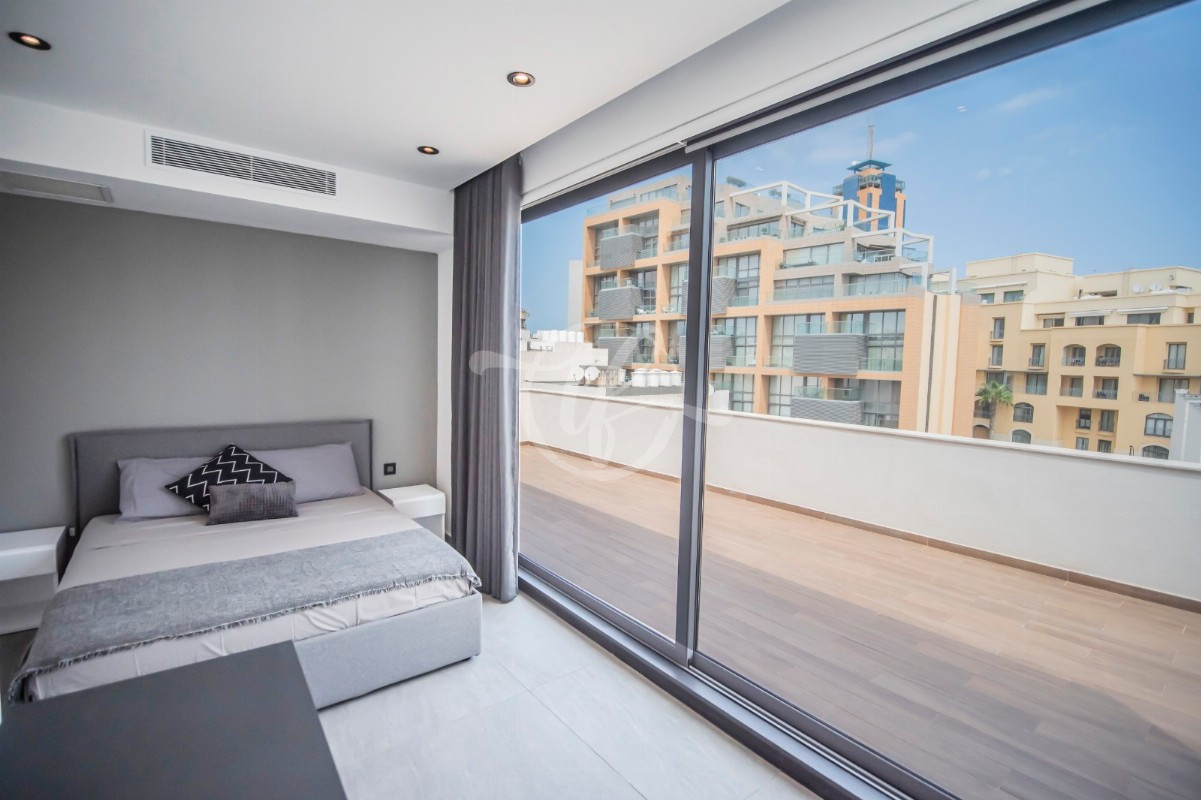 St Julians Penthouse for rent