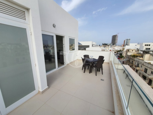 Swieqi Penthouse for rent