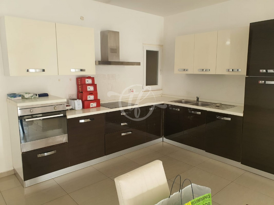 Zebbug Penthouse for rent