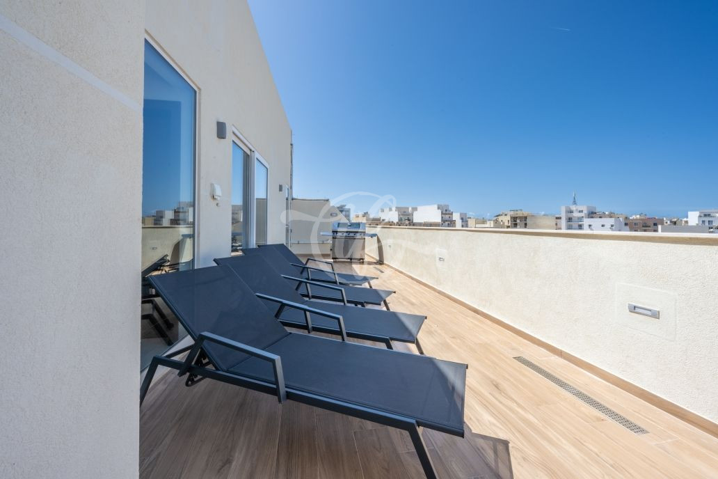 zurrieq penthouse for sale