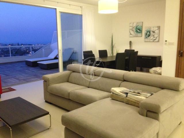 Seaview Penthouse for Rent in Mellieha