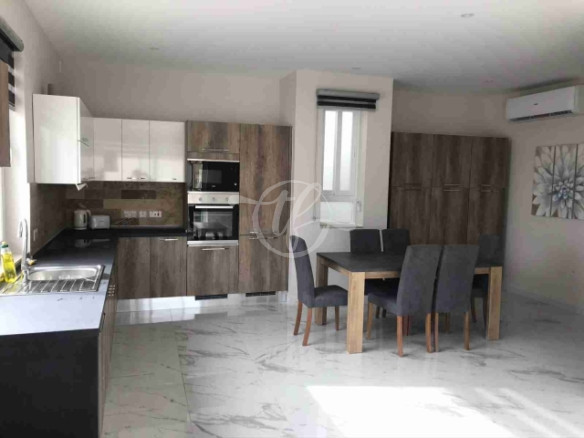 Penthouse for Rent in Pieta