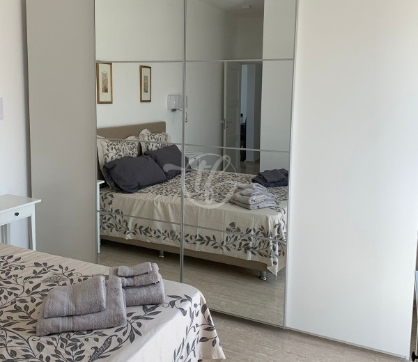 Seaview Penthouse for Rent in St Julians