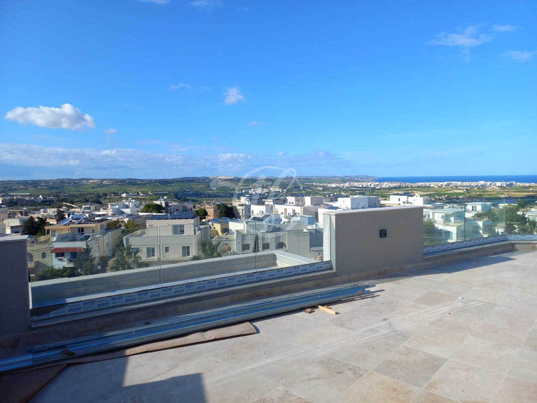 Modern Penthouse for Rent in Naxxar