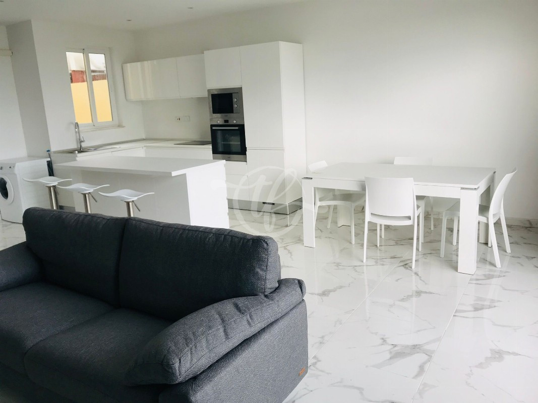 Penthouse for Rent in Gzira