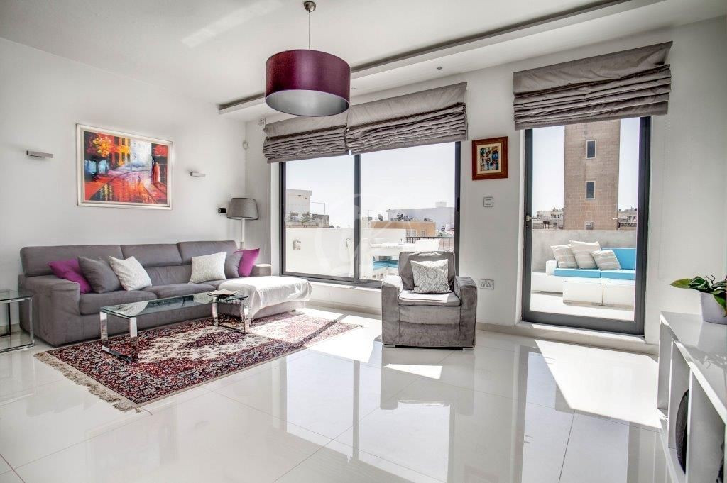 Penthouse for Rent in Ibragg