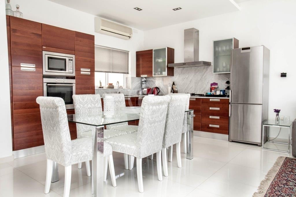 Penthouse for Rent in Ibragg