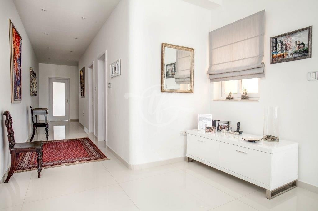 Penthouse for Rent in Ibragg