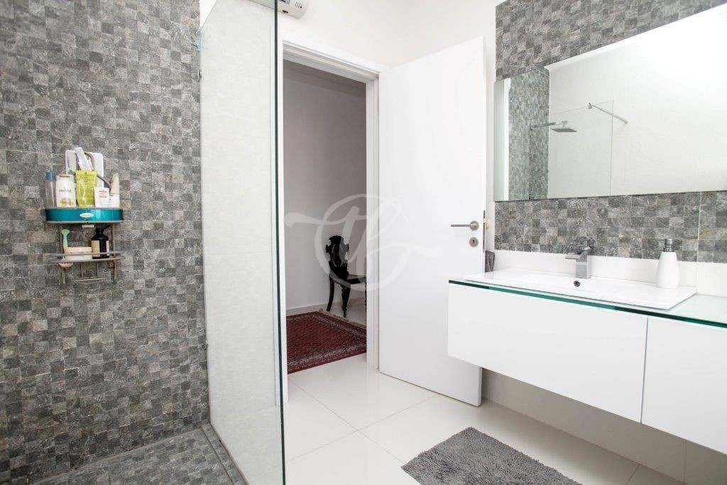 Penthouse for Rent in Ibragg