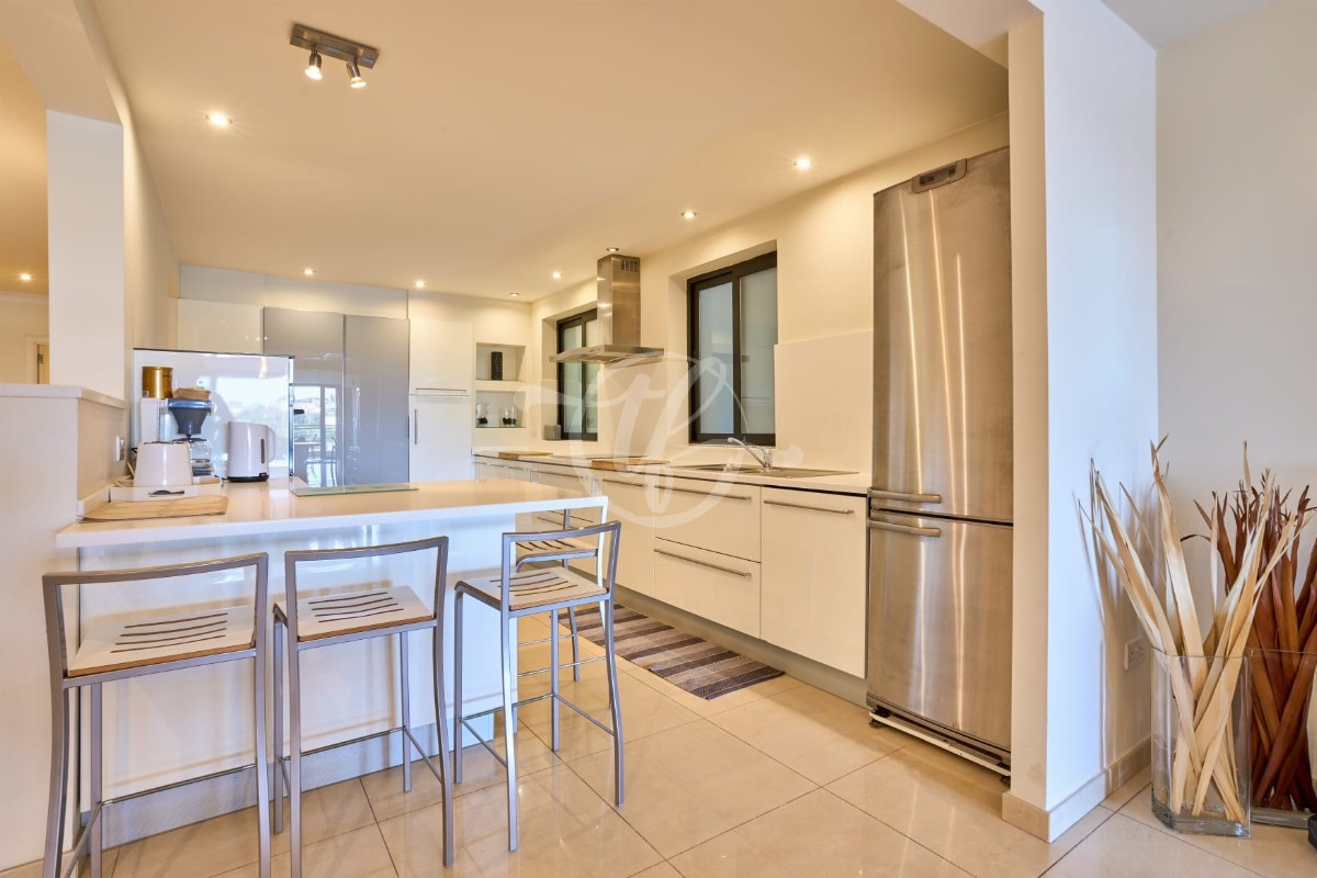 Luxurious Seafront Apartment for Rent in Sliema